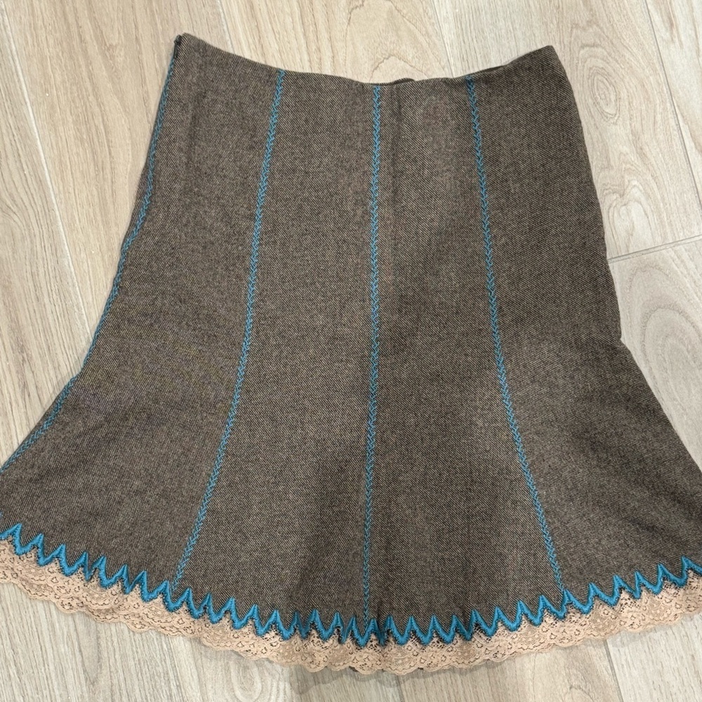Wool cotton skirt tan with turquoise tread
